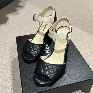 ‼️SOLD ‼️Chanel Heels